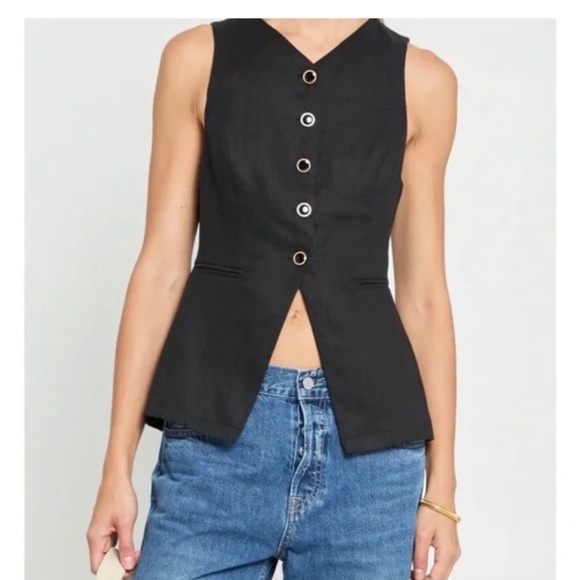 Reformation top - Picture 1 of 3